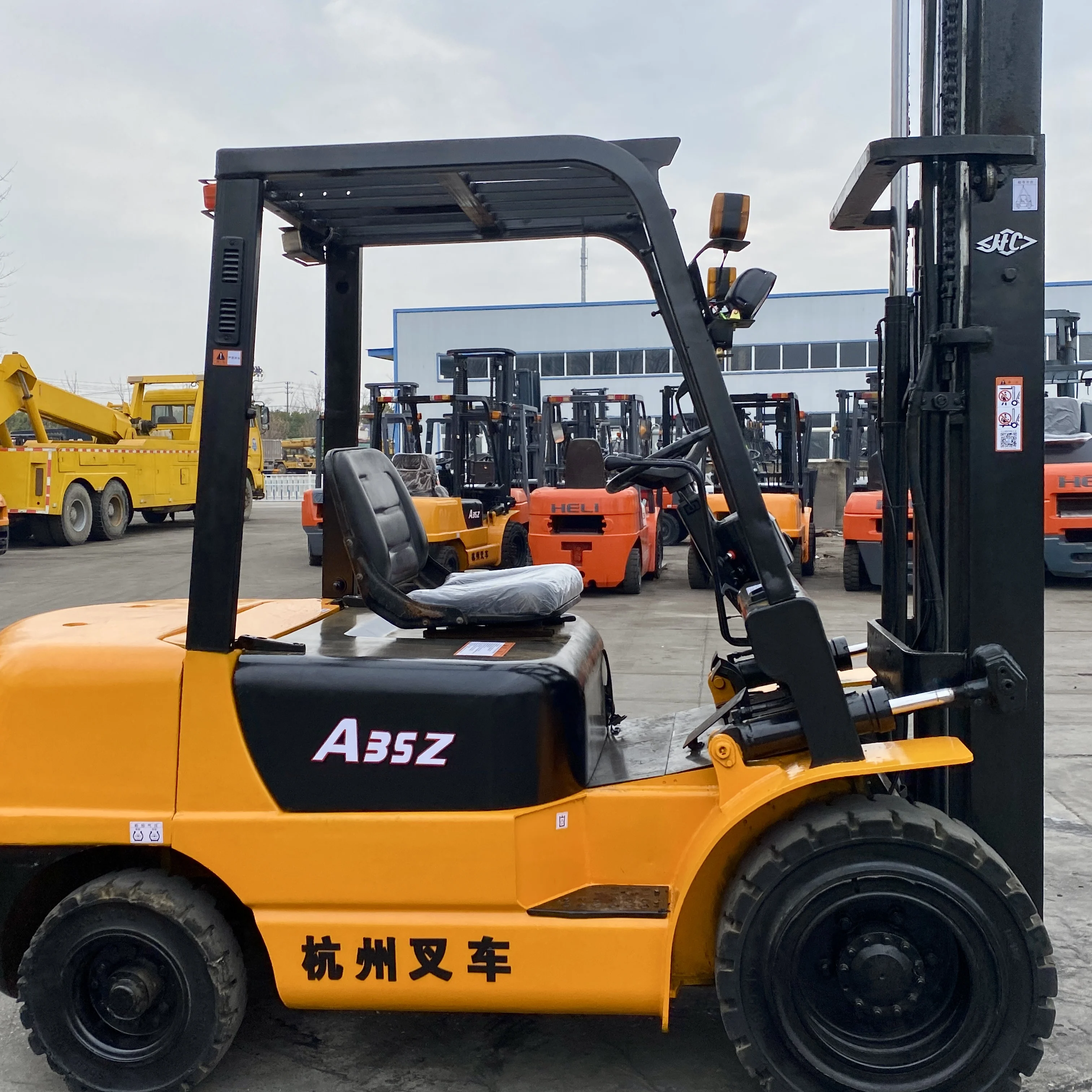 Used Forklift Original Diesel Wheel-Type Hangcha A35Z  used multifunctional forklift of Hangzhou Forklift with Price Discount
