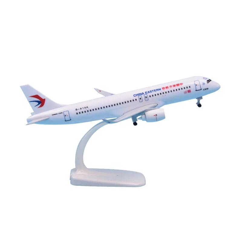 Модель самолета из сплава C919 с шасси 20 см