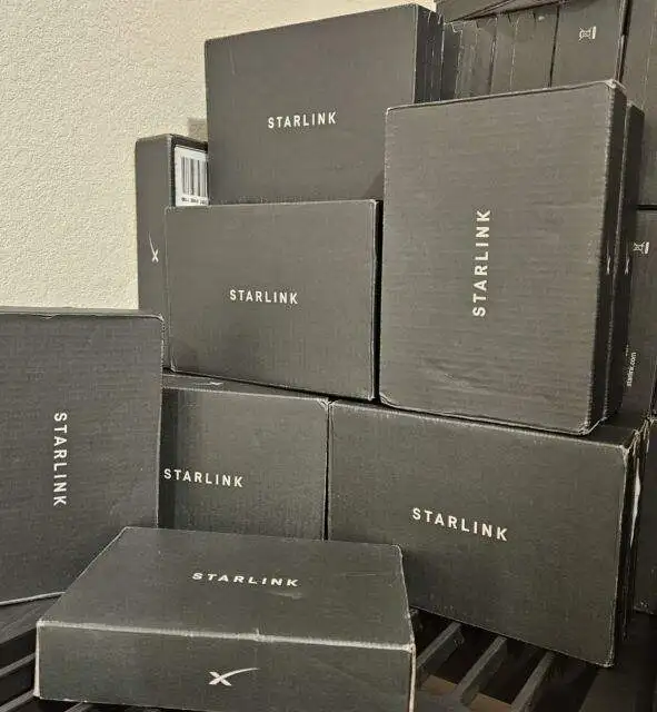 Новый оригинальный спутниковый Интернет-комплект Starlink V2 starlink v2 комплект с прямоугольным маршрутизатором и адаптером для труб