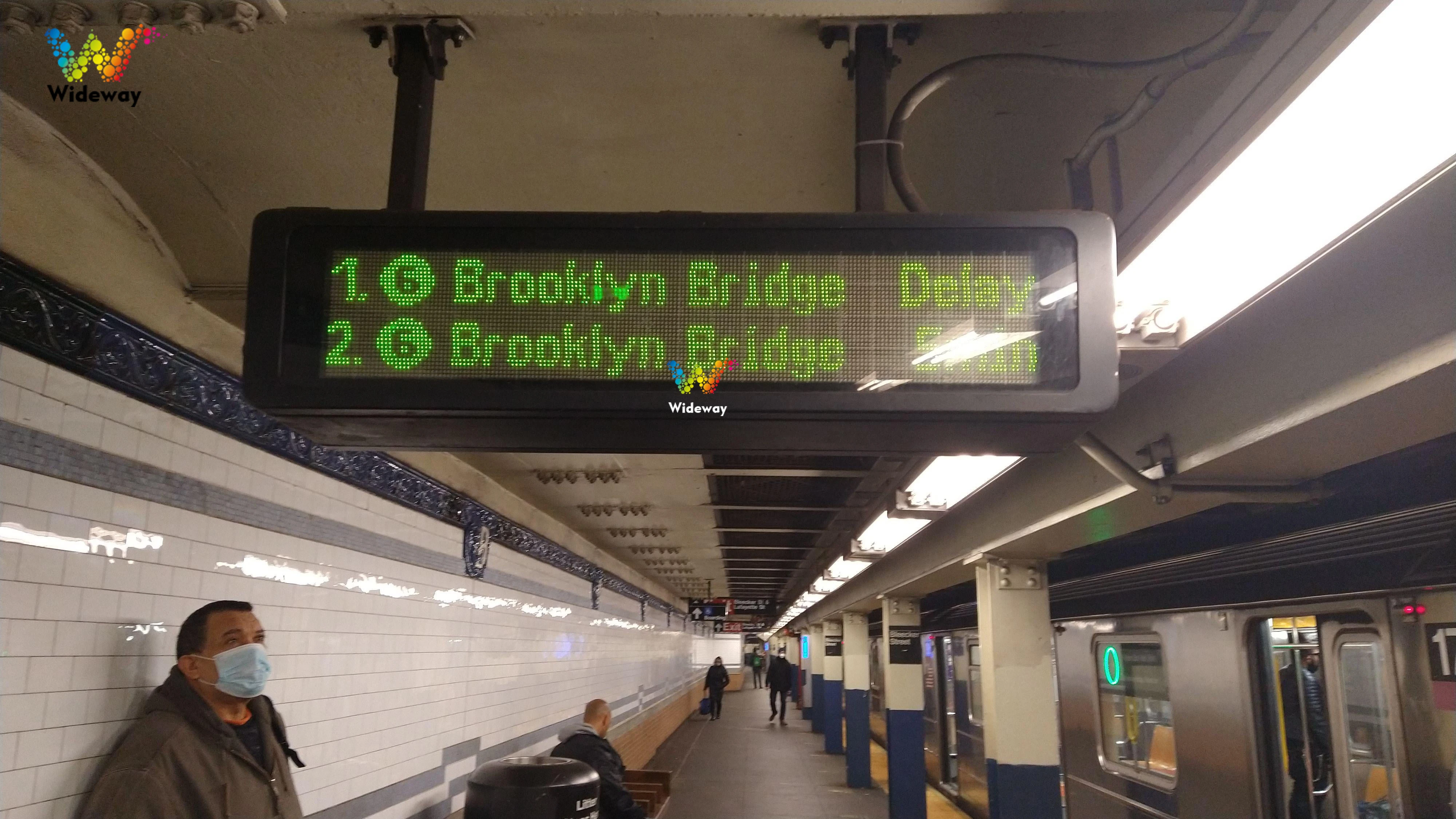 P6/P8/P10 Matrix Passenger Information Display Subway Station Route Sign LED Scrolling Variable Full Color LED Display