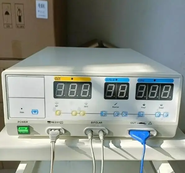2023 new vet h.f  electrosurgery  high-frequency electrotome ligasure 300w electrobisturi  400w electrocautery machine