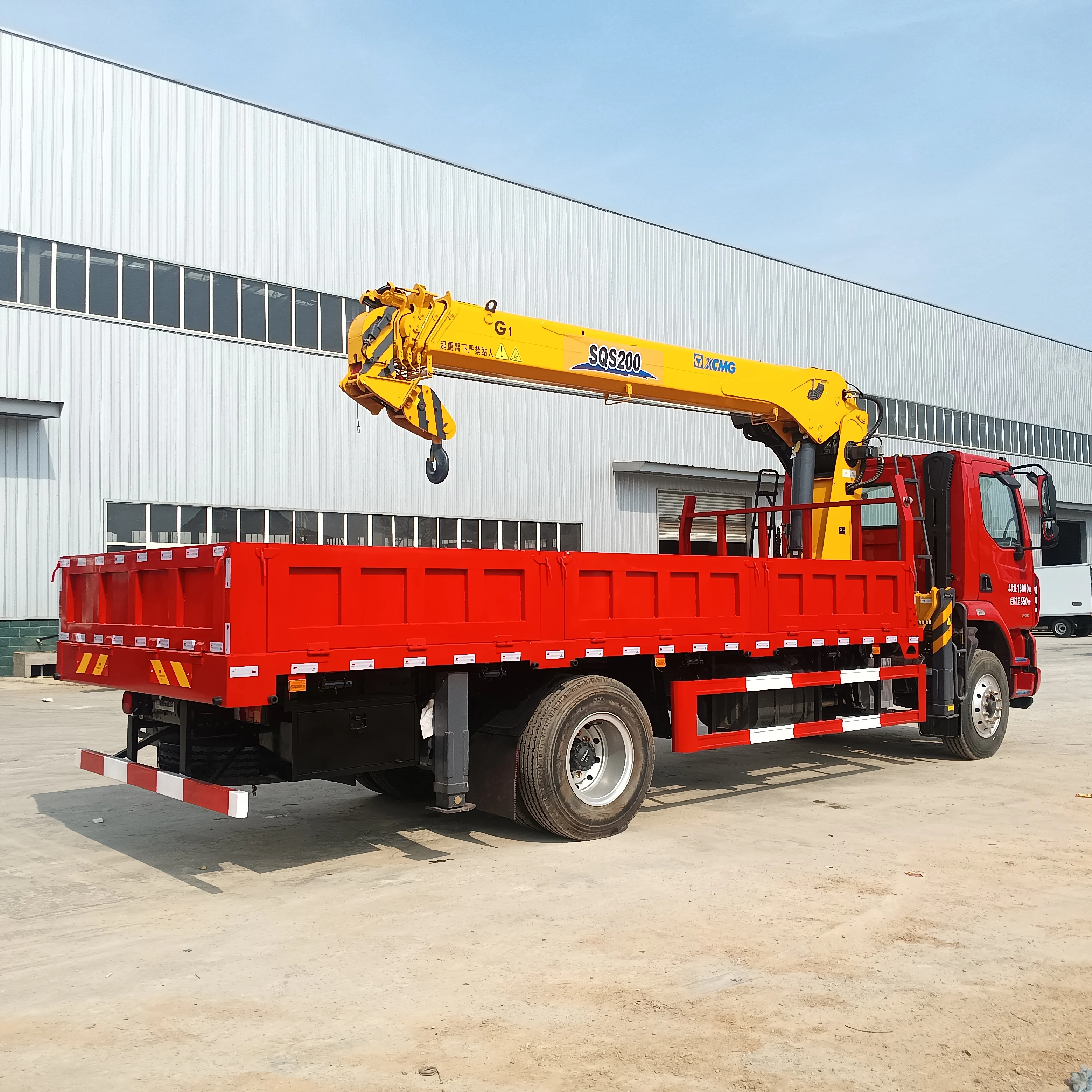 Высококачественный заводской Shacman грузовик установлен телескоп маленькая башня лесной кран с дистанционным управлением беспроводная цена