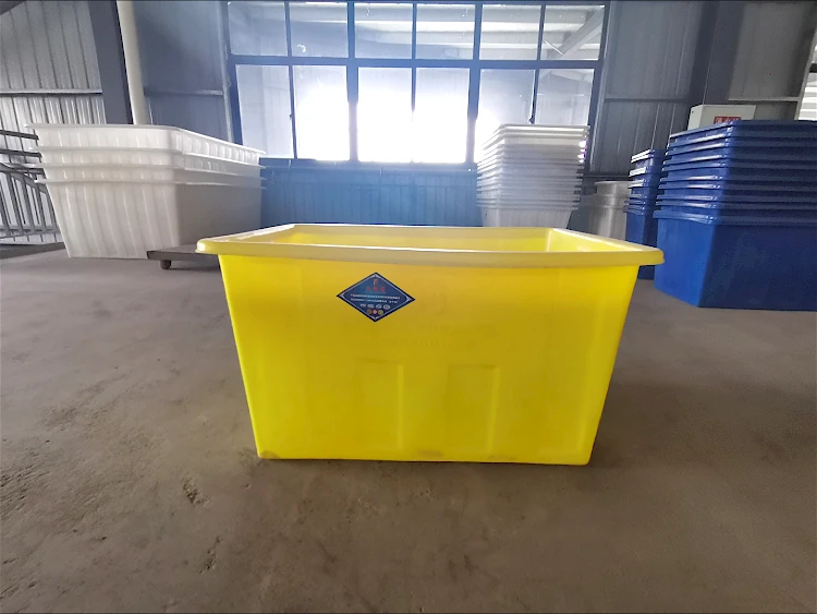 
UV-resistant LLDPE 500l 1000l 2000l 5000l big square rectangular liquid storage plastic water tank with trailer 