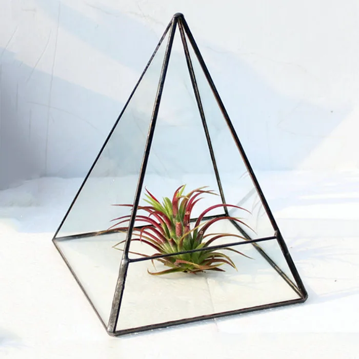 glass pyramid jewelry stand display case