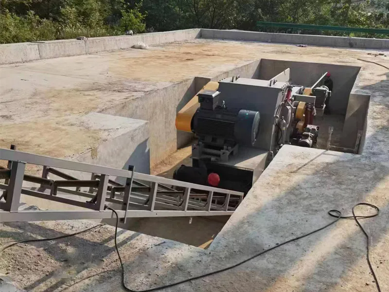 China Factory Direct Sale Stable PLC control wood pallet chipping machinery