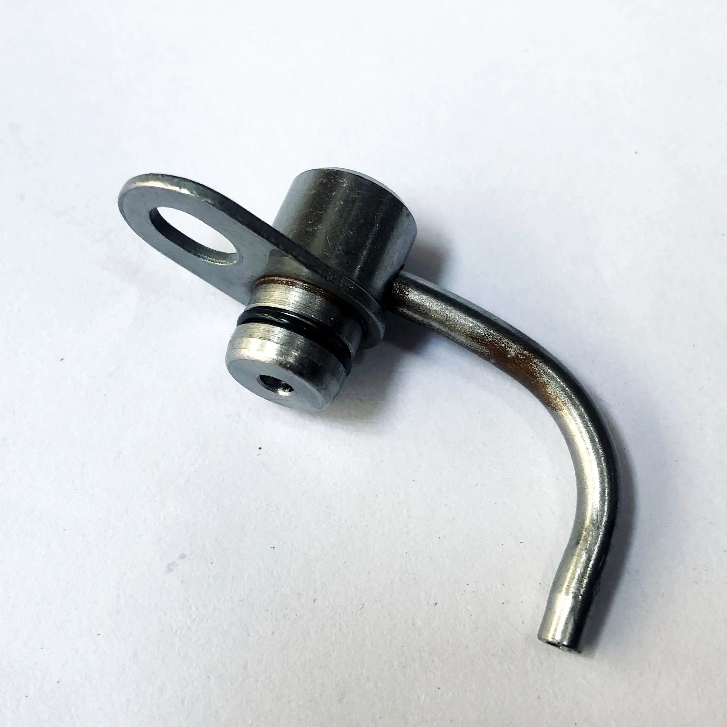 vm engine parts  2.8L R428 dohc fuel injection tube for motor 1002070RAA spray oil jet