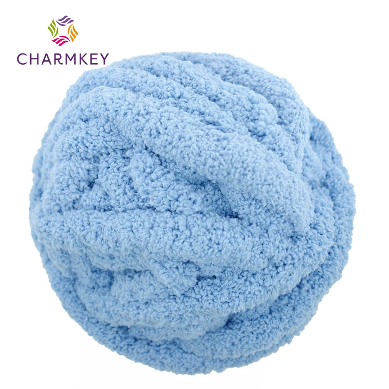 Best Selling Wholesales Price 250g Hand Knitting Solid Color Chunky Knit Yarn for Crocheting Handmade Scarfs Garments