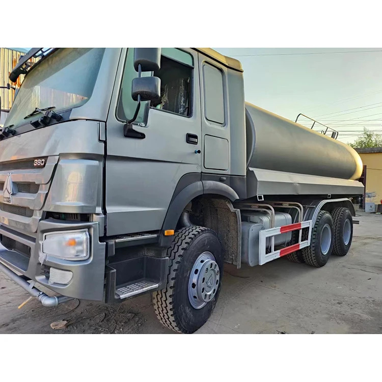 HOWO из Китая 6x4 20 м3 грузовик автоцистерна с распылителем цена