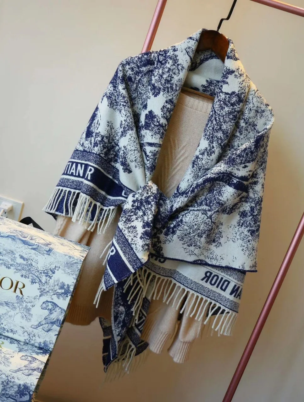 fashion winter soft pashmina scarf ladies scarves shawls stylish warm wholesale custom plain tassel cashmere scarf women