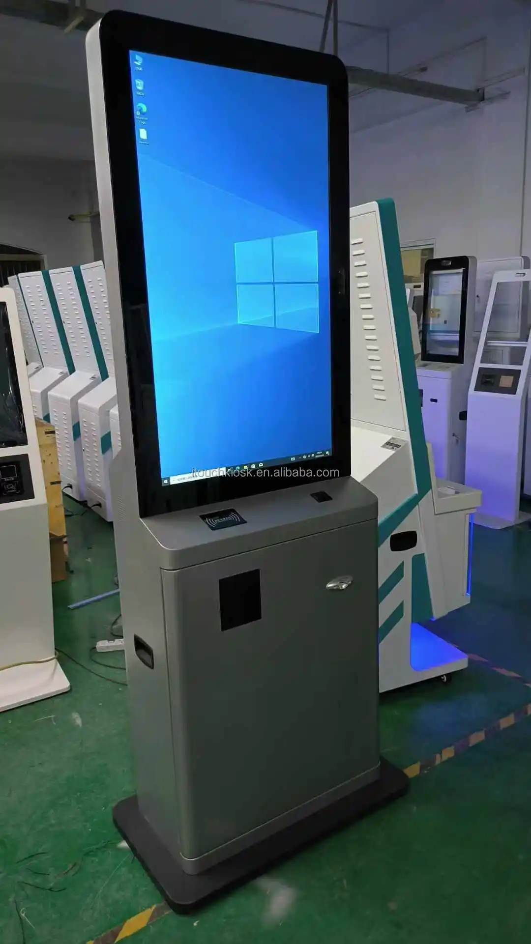 43inch self service kiosk with NDR2000 cash dispenser