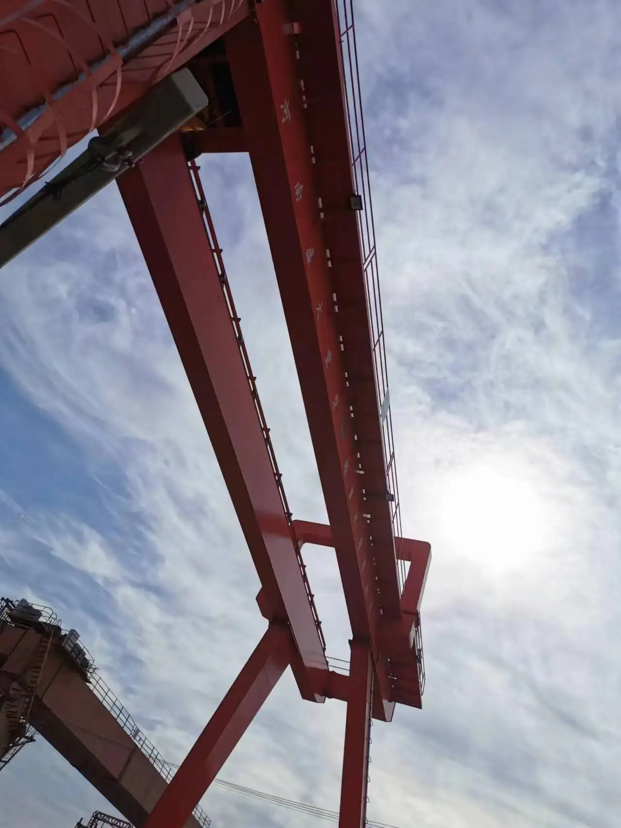 High Quality Gantry Heavy Duty Crane 5 T 10 Tons 16 Tons 20 Tons Customized Crane remote control