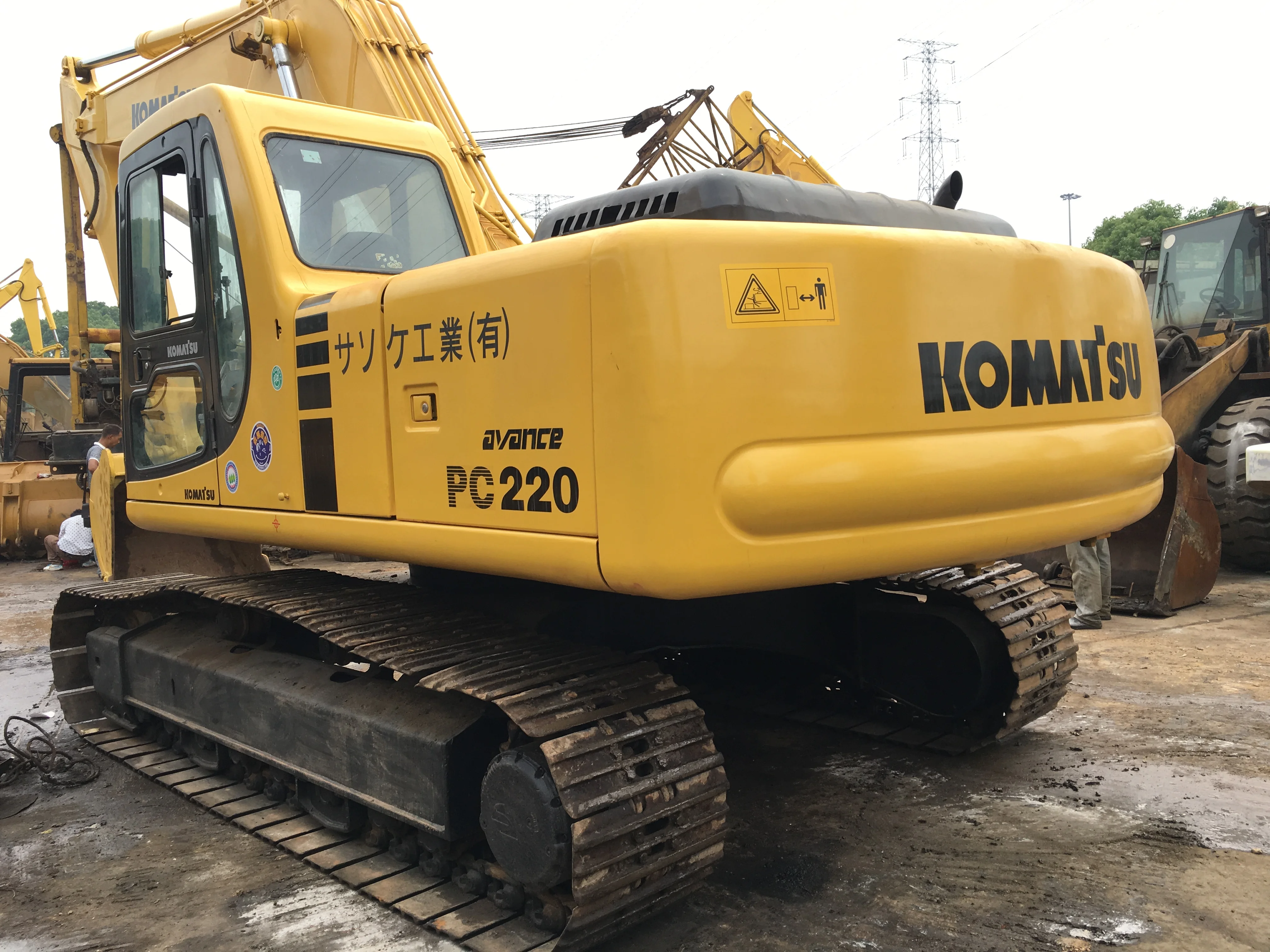 Seconhand PC220-6 PC200-7 PC200-8 Japan Made Hydraulic Crawler Excavator