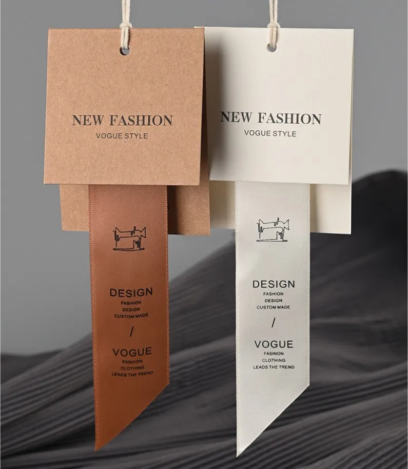 Fashion New hanging tags ribbon folded craft paper design clothing stock tag labels with logo custom hang tags