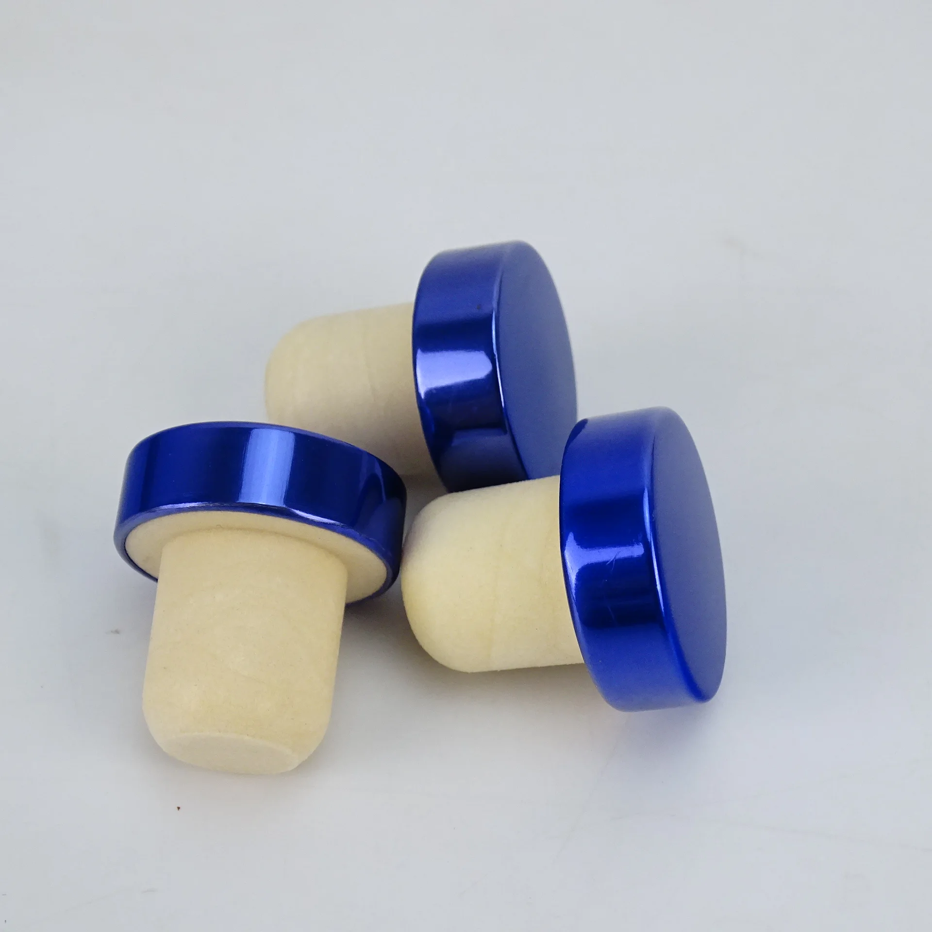 Wholesale Custom Luxury Wooden Aluminum Bar Top T Shape Wine/spirits Synthetic Cork Stopper