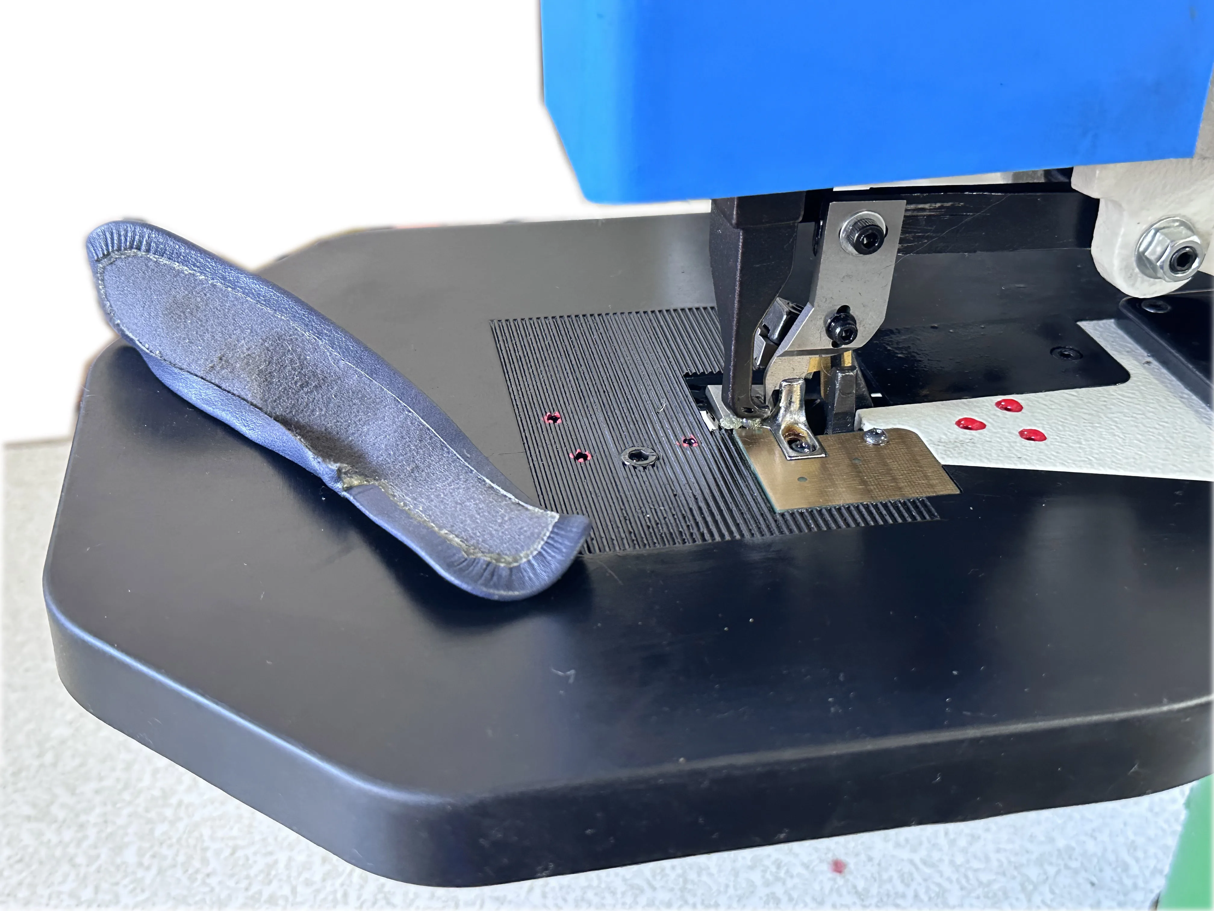 ZULEHT Full Automatic Hot Melt Folding Machine Leather Folding Machine Industrial Leather Shoe Making Machine