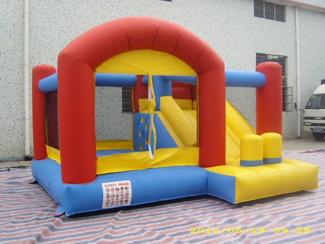 Large customized SpongeBob design inflatable castle slid bouncer jump castle with air for kids play park