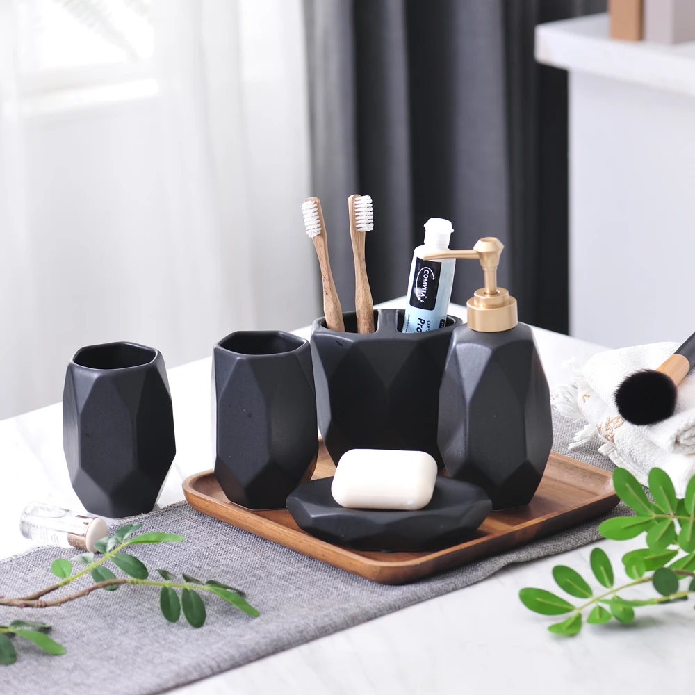 Modern Design Chinese Factory wholesale cheap Price  luxury Hotel Ceramic Bathroom Accessories Set