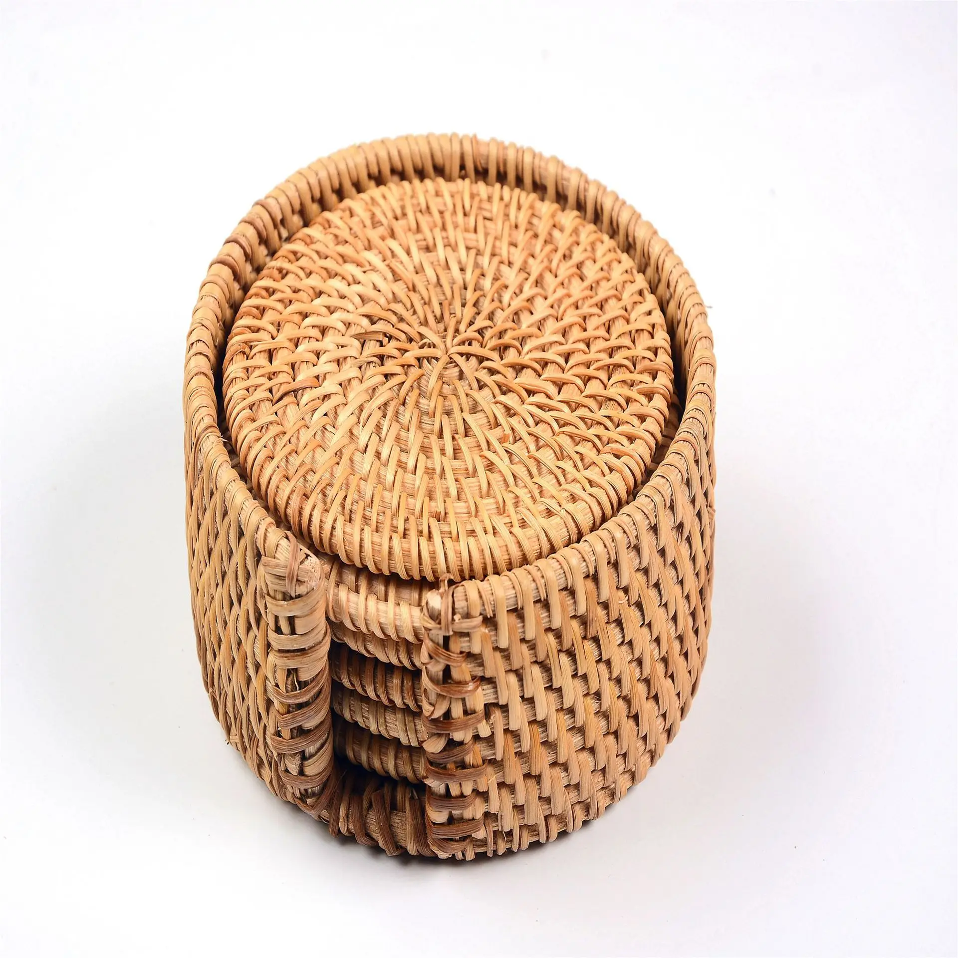 Top Western Food Custom Wholesale Round Dining Table Drink Placemats Mat Holder Rattan Woven Pads Insulated Tea Cup