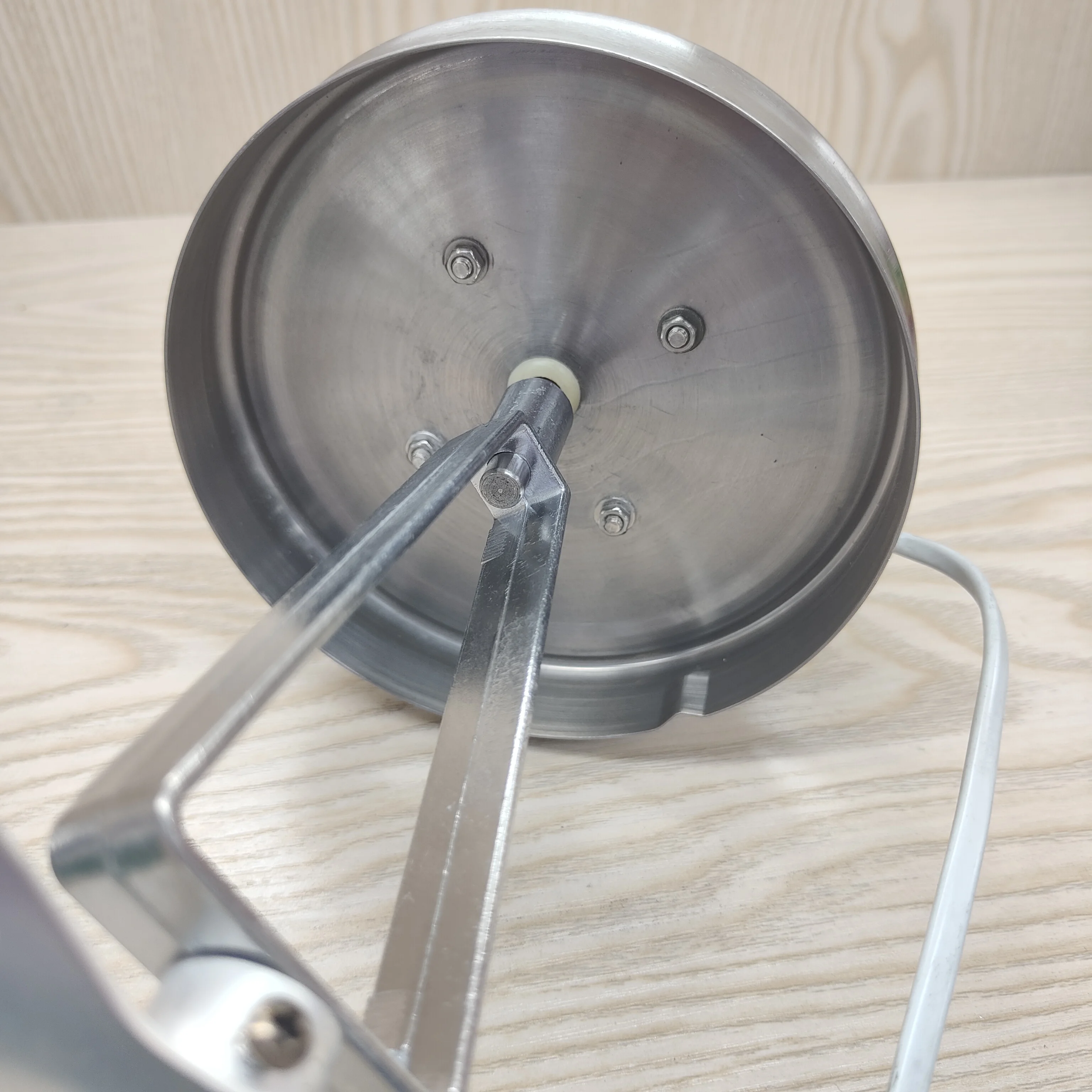 Cheap Factory Outlet wholesale electric churn 5L 7L 11L 13L 20L milk mixer with Blue/Red plastic cover