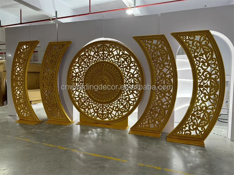 SMOOTH High Quality Popular Indian Style Gold Acrylic Photograph Carved Frame Backdrop For Party Event Wedding Decoration