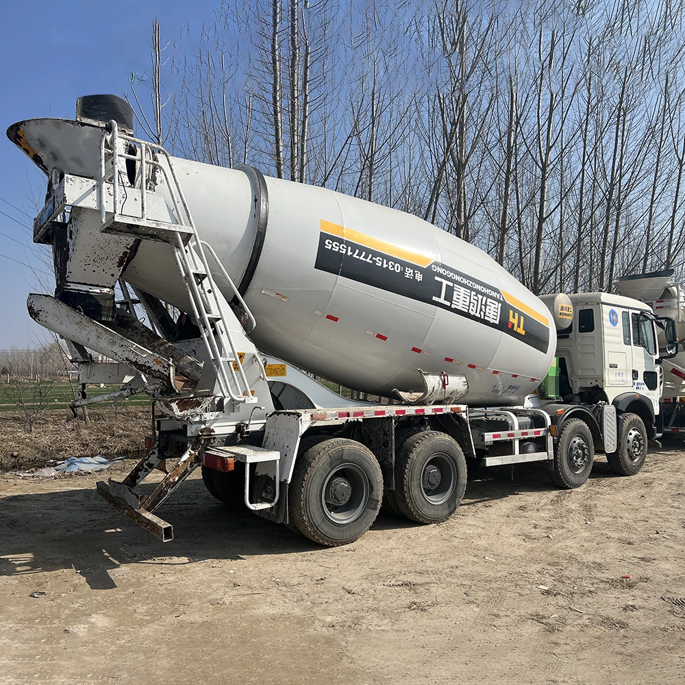 Newand Used Sinotruck Howo 8X4 Chinese Concrete Mixer Truck