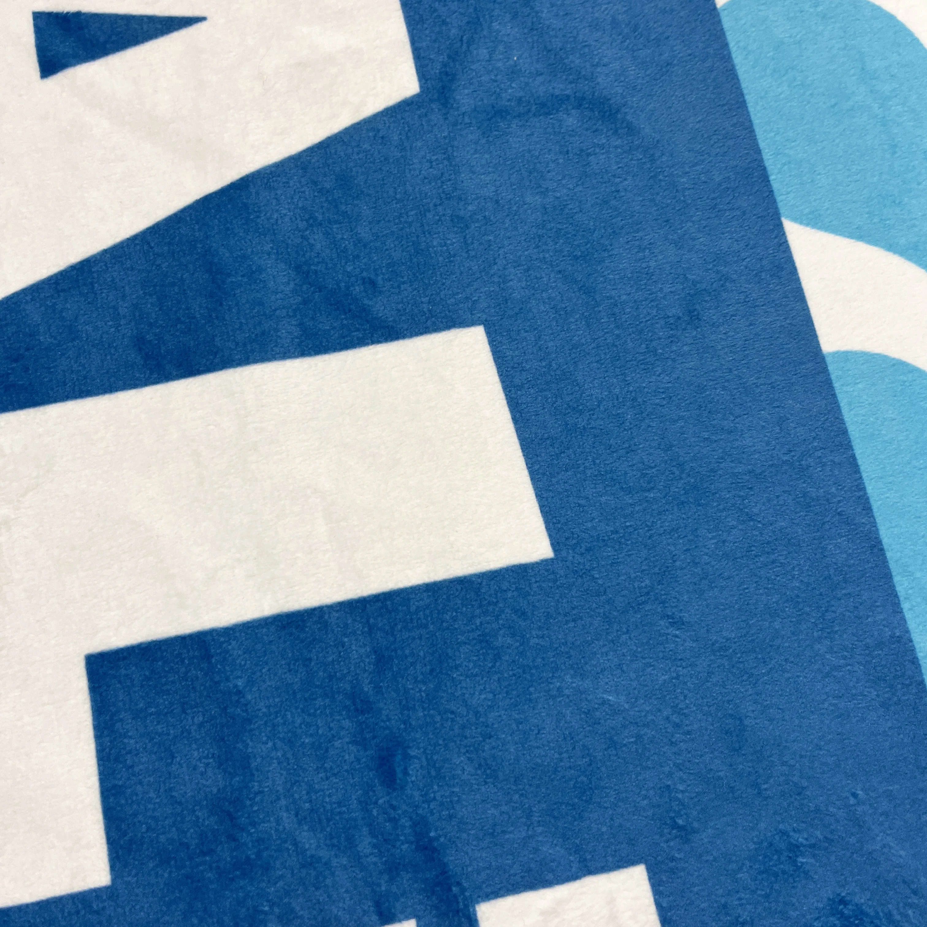 Low MOQ Custom your logo design cotton and polyester material Digital printed beach towel with gift box