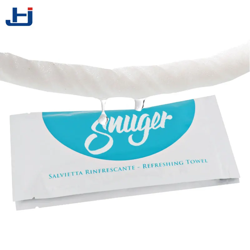 Wholesale disposable custom packing hand sports mini refreshing towels wet wipes