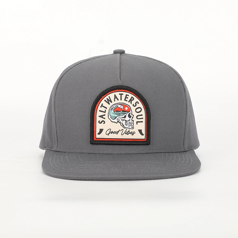 Оптовая торговля Oem по индивидуальному заказу для мужчин высокого качества 5 панельная конструкция можно носить задом наперед Flat Bill вышивку патч логотип в стиле хип-хоп, Кепка с козырьком, кепки