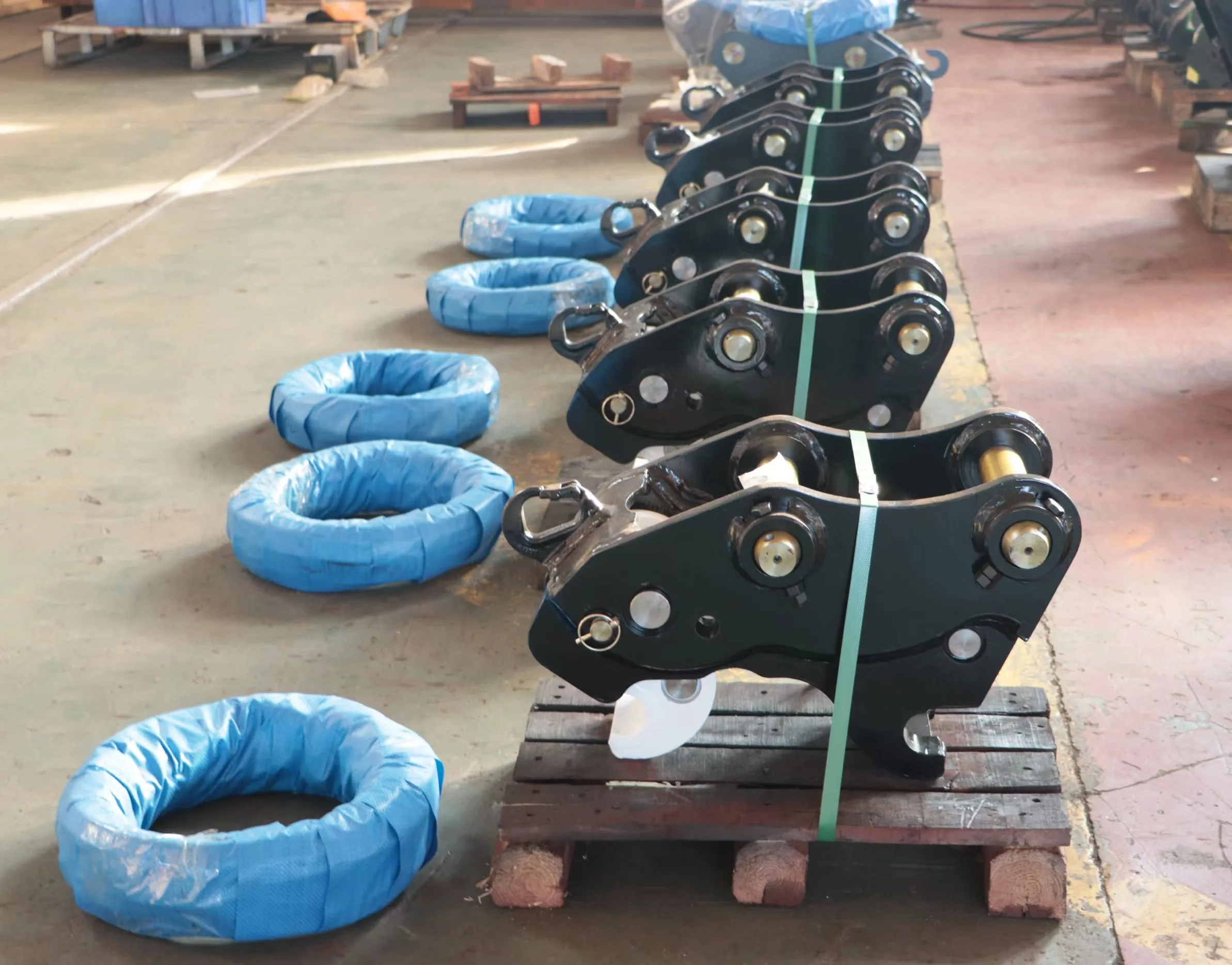 mini high quality 180 degree hydraulic tilting quick hitch coupler for excavators ZOSIN brand quick coupler excavator