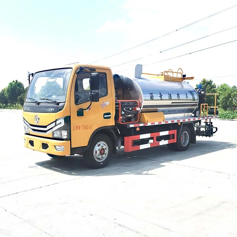 Dongfeng Small 3Ton Bitumen Sprayer Truck Intelligent Asphalt Distributor Truck for Road Construction