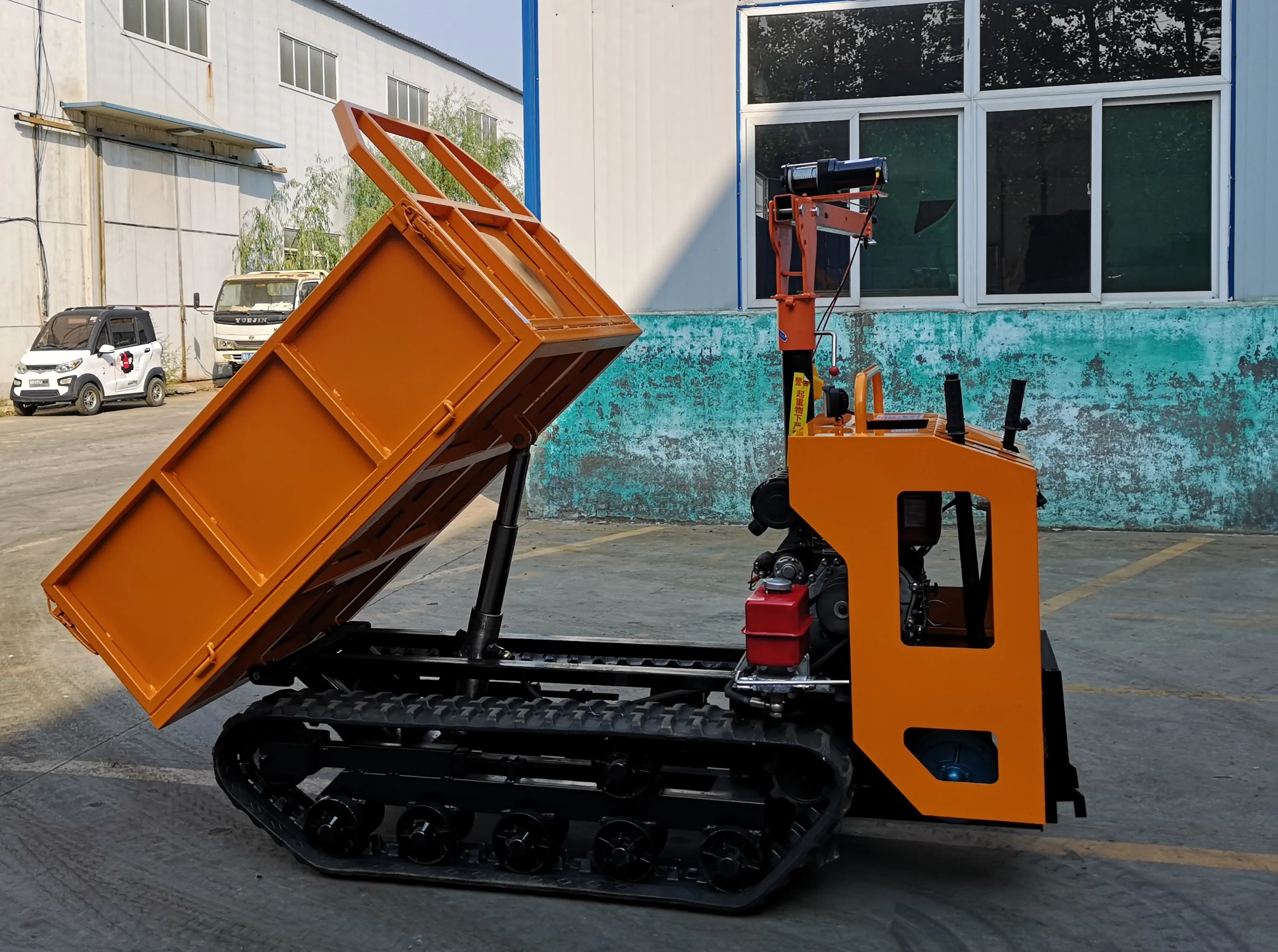 Factory Selling Hydraulic Small Mini Dumper Crawler Dumper with Crane