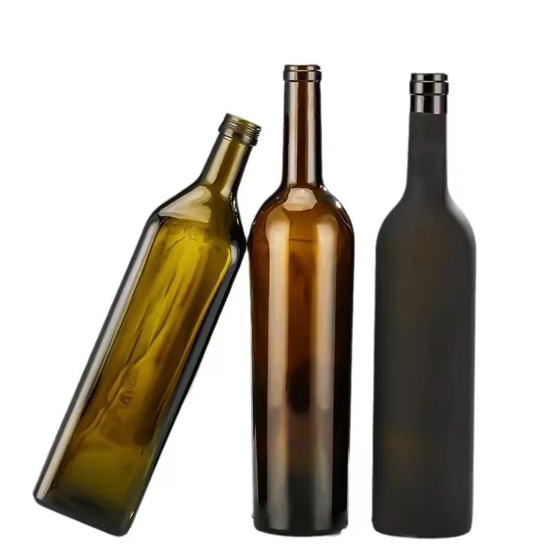 High Quality And Top Latest Design 750ml Clear Tall Red Wine Glass Bottles For Liquor 550ml