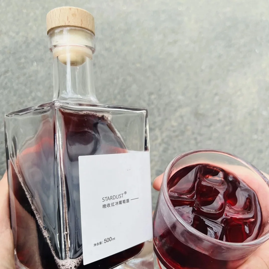 Wholesale square spirit wine liquor bottles 500ml glass bottle for vodka brandy whiskey