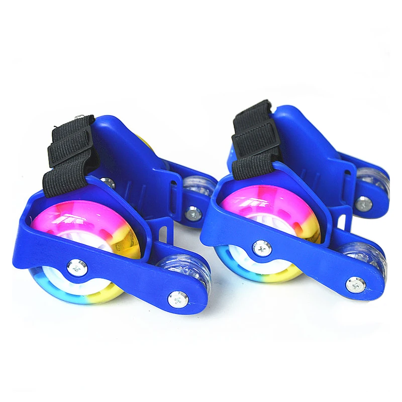 Adjustable size two wheels flashing roller light up roller skates for boys with LED light