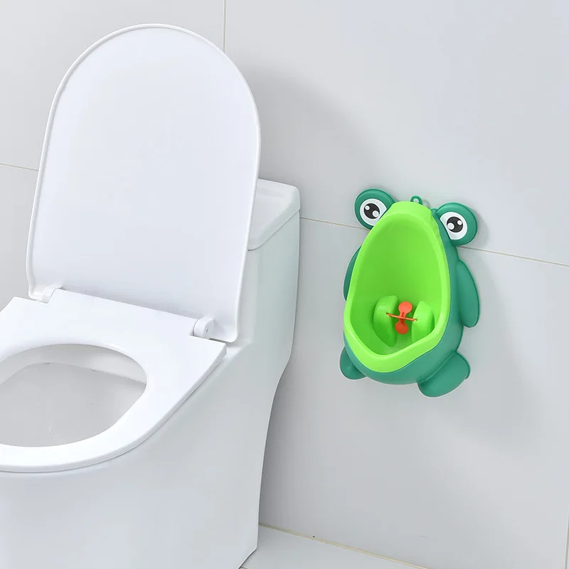 High Quality Wholesale Baby Bathroom Portable Cute Frog Urinal For Boy Potty Toilet Training