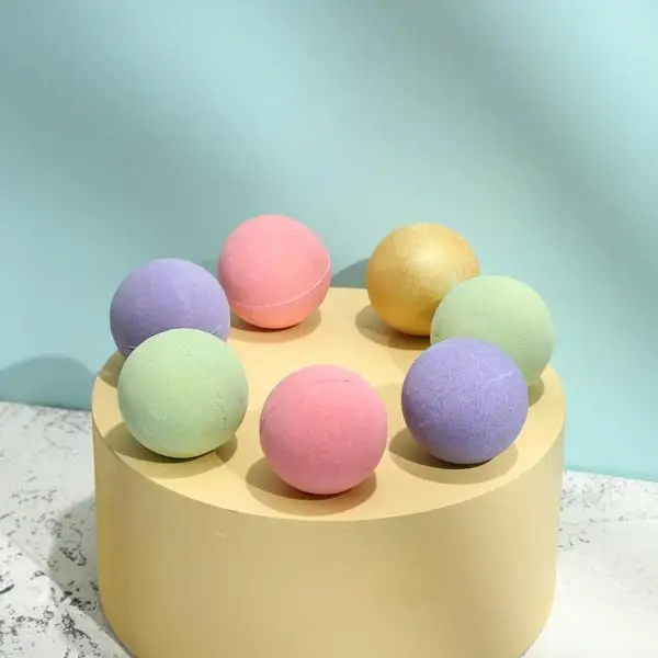 
Wholesale Bath Bombs Gift Set Glitter Natural Material with Flowers 70G*12 Colors Bath Fizzy 