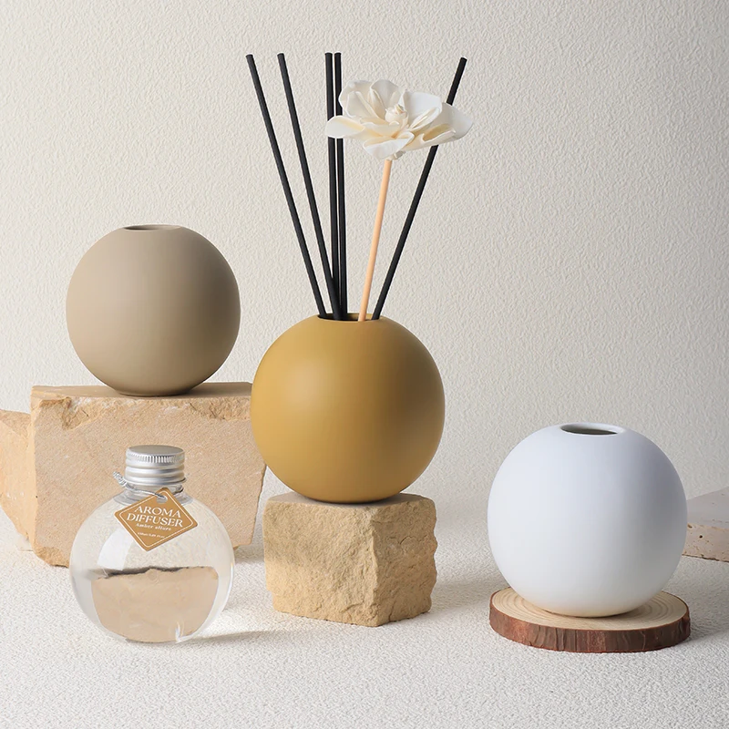 Decorative & Fragrant Luxury Handcrafted Ceramic Ball Reed Diffuser