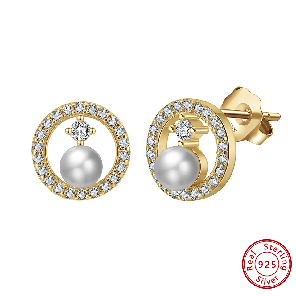 stud pearl earring