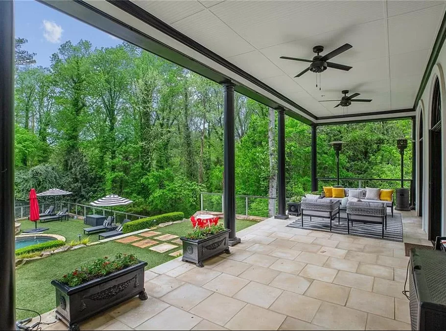 Luxury Well designed Prefabricated 3 Bedroom Container Homes 40ft Luxury House Glass Curtain Wall