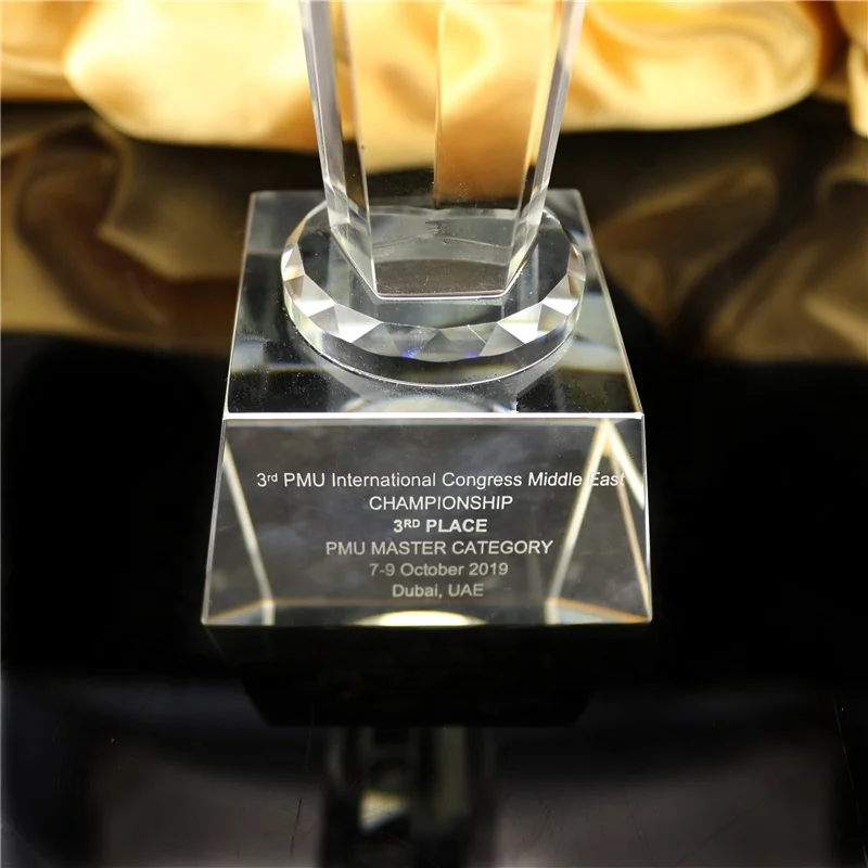 Blank Crystal Trophy Award for Souvenir  Star Shaped Award Trophy Crafts/ Customized Crystal K9 Glass Trophy Award Souvenir
