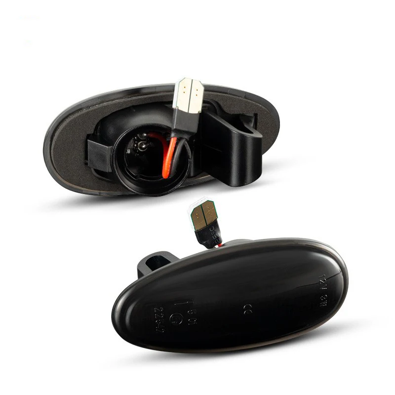 2 PCS Dynamic LED Side Marker Turn Signal Light For Mitsubishi Pajero Galant Lancer