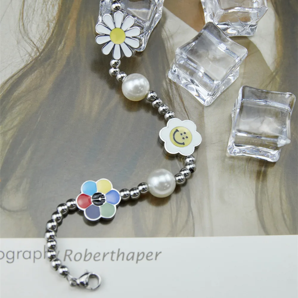 New Small Daisy Smiley Face Pearl Sun Flower Couple Bracelet