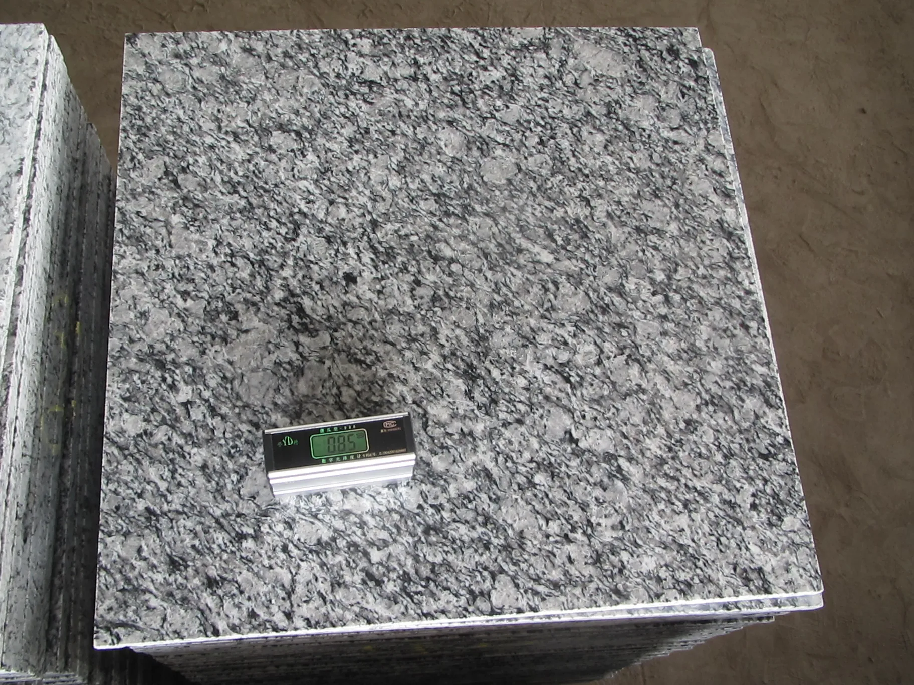 Polished Sea Wave Seawave White Granite Slab