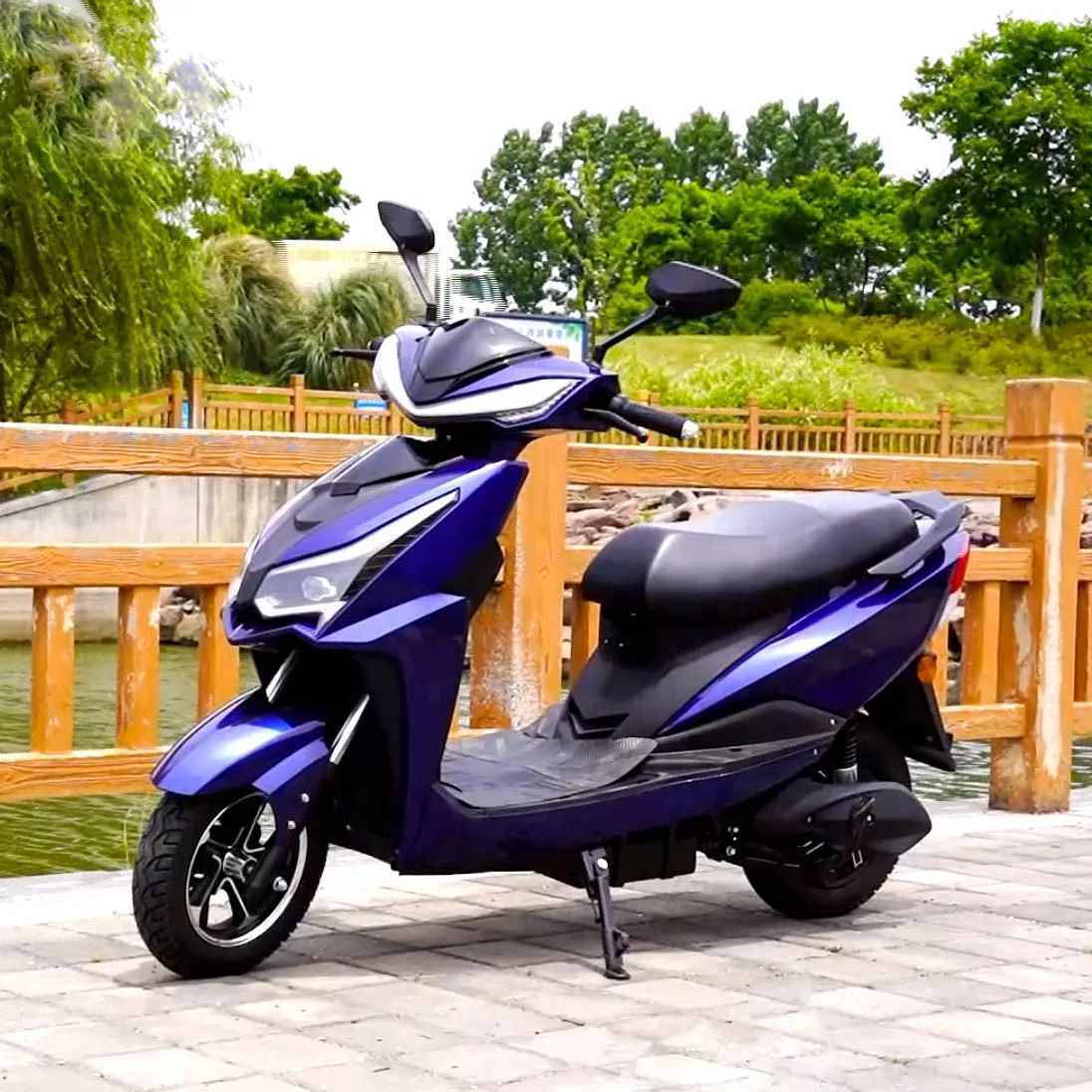 CKD SKD 10/12inch electric motorcycle affordable 600W/800W motor 50km/h max speed electric moped for sale