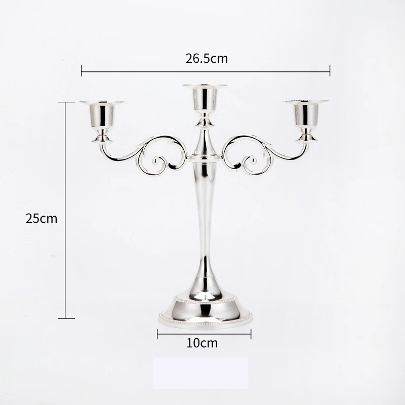 European Retro Metal Candlestick Metal Iron Decorative Candlestick Romantic Wedding Candle Holder Art Creative Gift