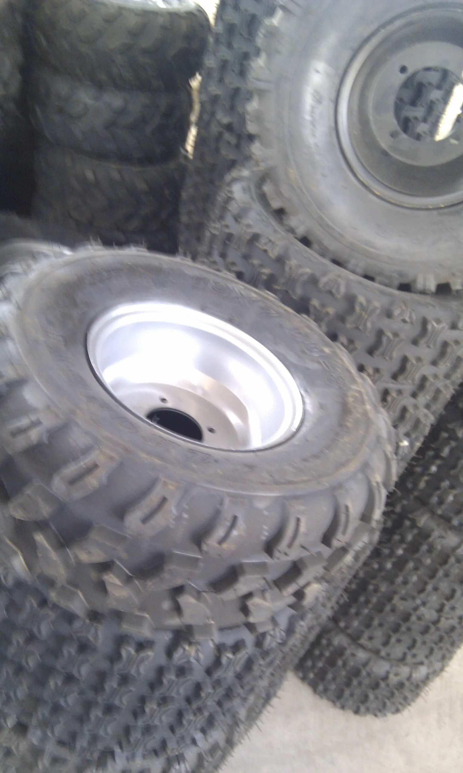 
Wholesale sale of suports ATV tire AT20*11.00-9(4PR) 