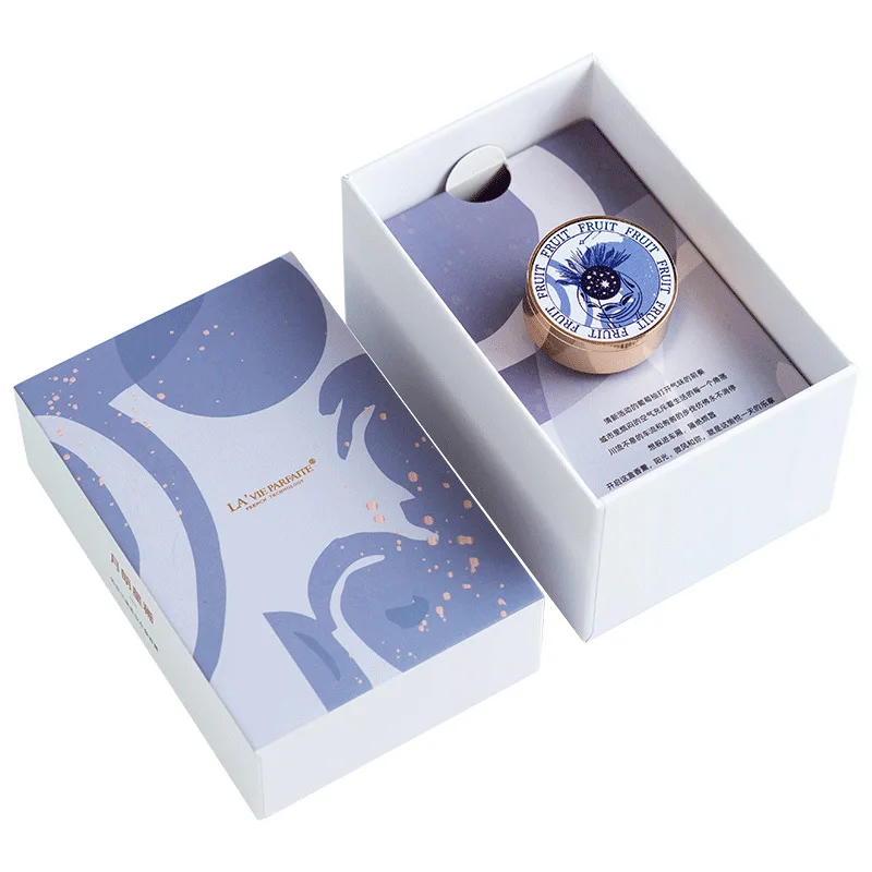 Professional Automatic car air vent clip perfume aroma durable car clip air outlet aromatherapy decorative