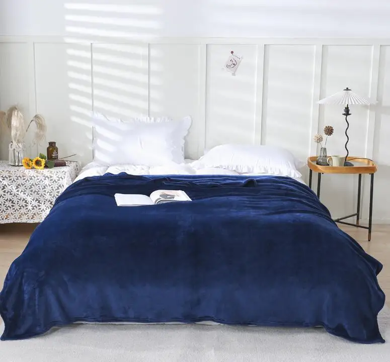 Double blanket quilt thickened winter nap blanket coral fleece blanket flannel bed sheet student quarter Both for men and woman