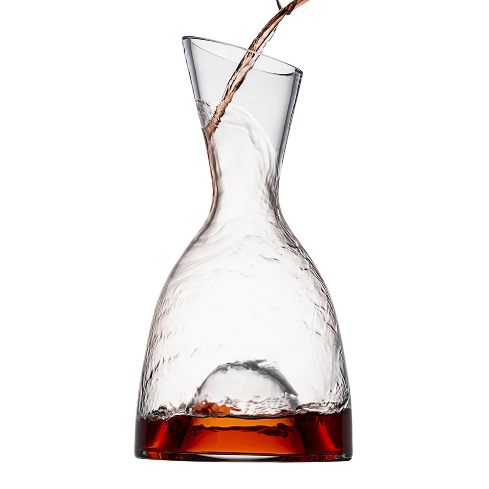In 2022 the new simple design transparent crystal glass 1600ml bottom raised sober decanter