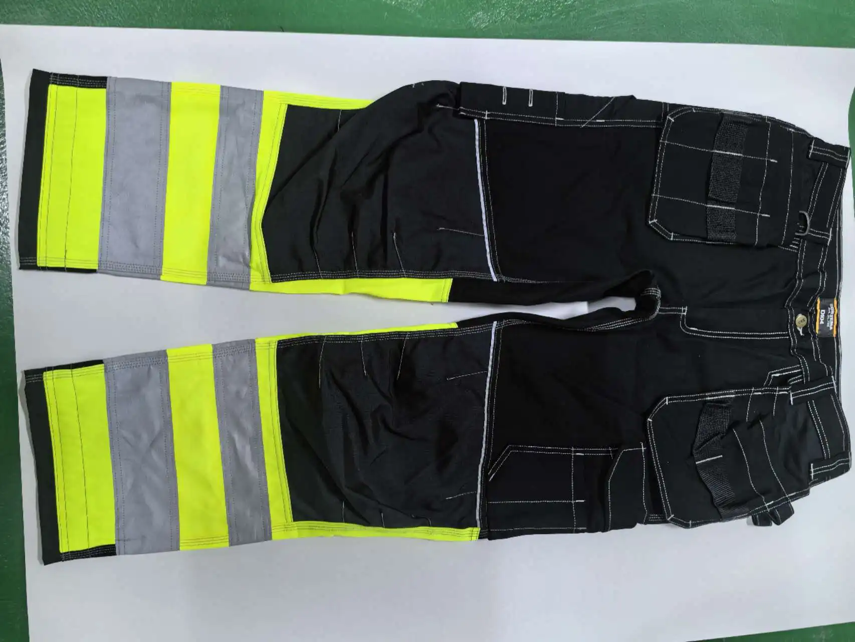 Men High Quality 100% Cotton Reflective Safety Workwear Protective Cargo Work Pants for Construction Worker